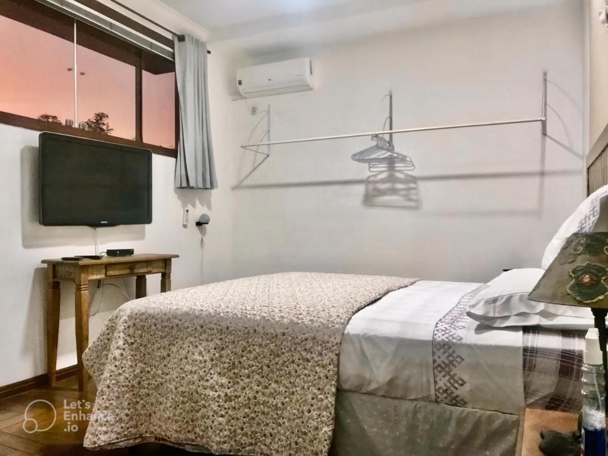 Hospedaria Casa Real Santa Cruz de Minas Ngoại thất bức ảnh