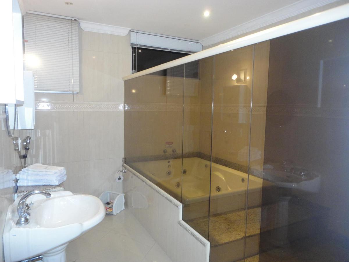 Hospedaria Casa Real Santa Cruz de Minas Ngoại thất bức ảnh