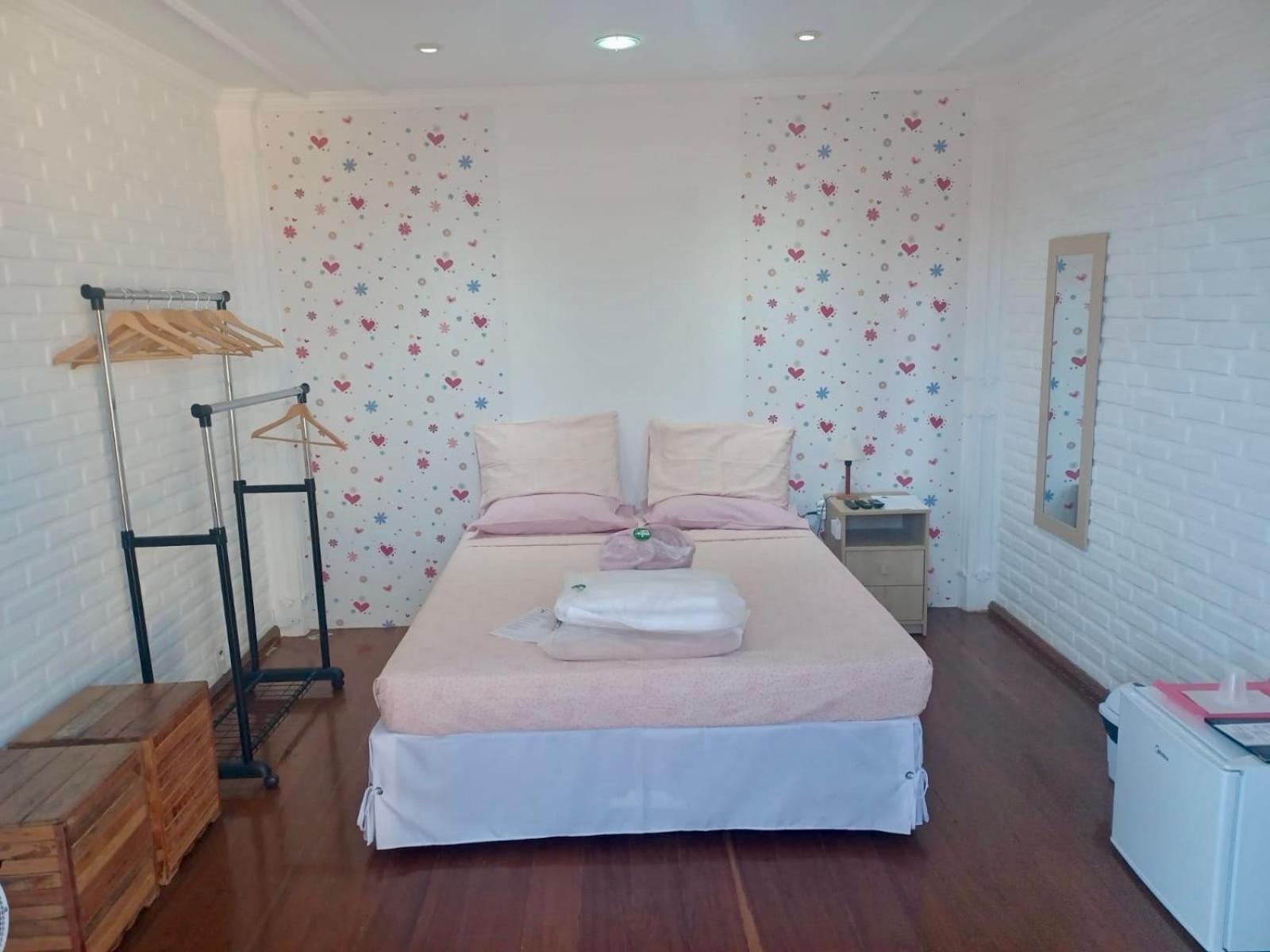 Hospedaria Casa Real Santa Cruz de Minas Ngoại thất bức ảnh