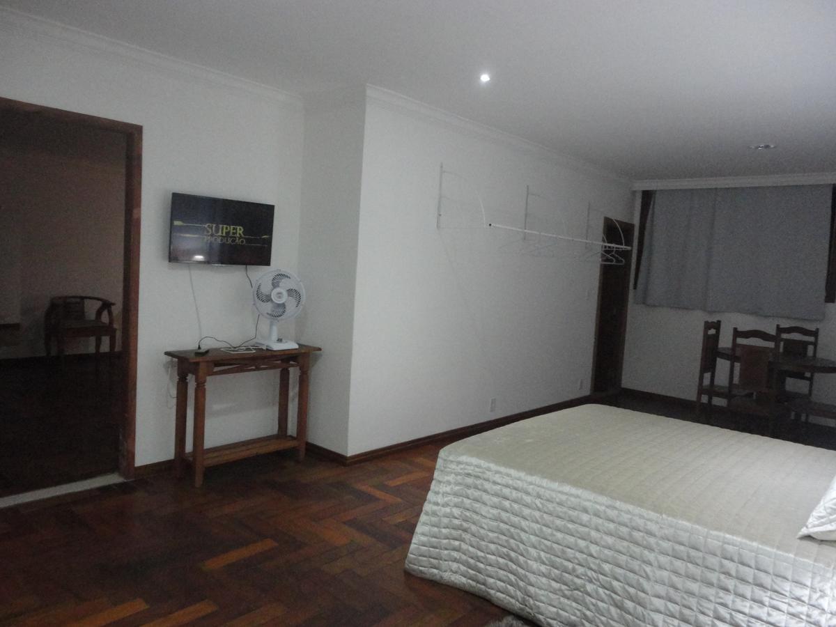 Hospedaria Casa Real Santa Cruz de Minas Ngoại thất bức ảnh