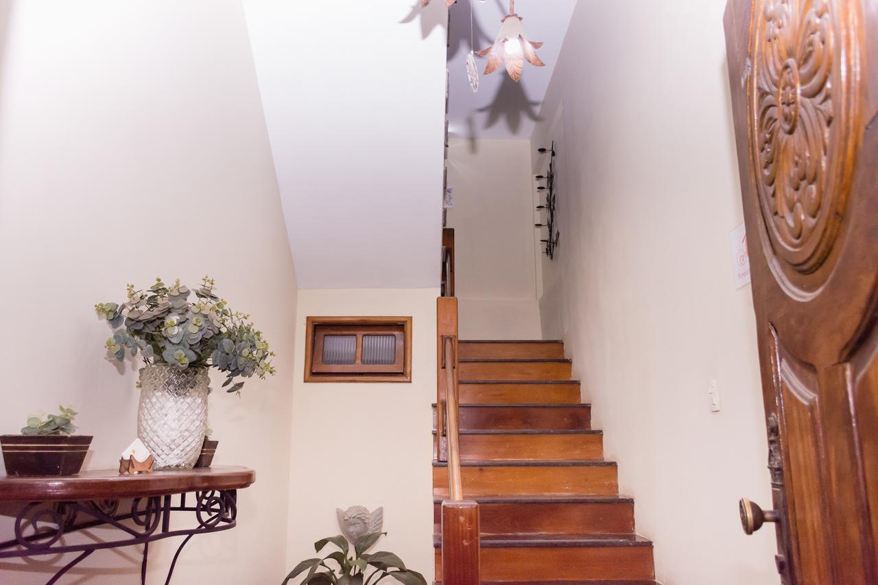 Hospedaria Casa Real Santa Cruz de Minas Ngoại thất bức ảnh